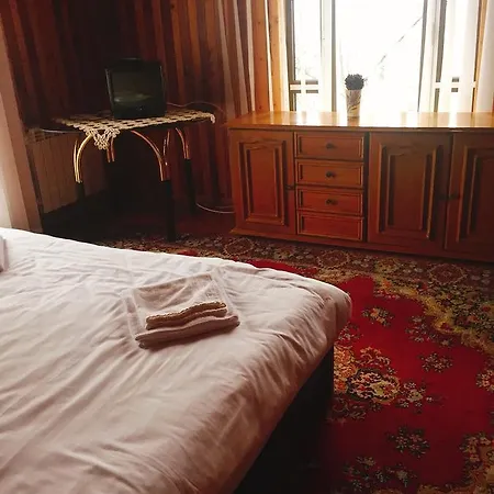 Montana Jobes Guest house *